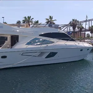 Bateau-hôtel Yacht In Barcelona, Sant Adrià de Besòs
