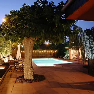 Hébergement de vacances El Cedre Blau Vivienda Con Piscina En, Granollers